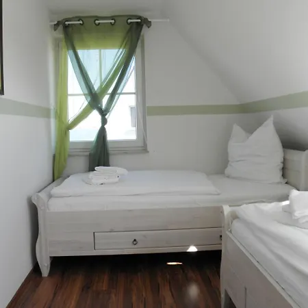 Ferienhaus Kranich * Lancken